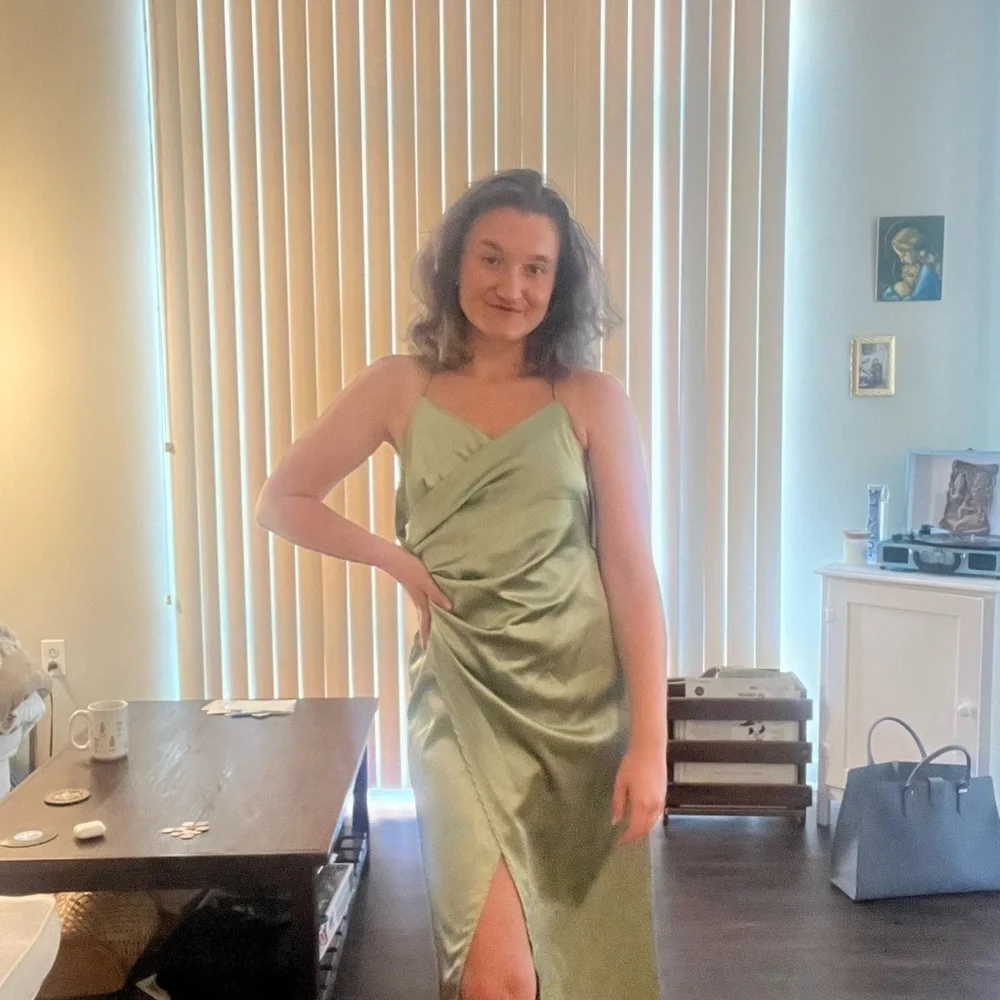 Elegant Green Slip Dress Size S/M - Picture 2 of 2